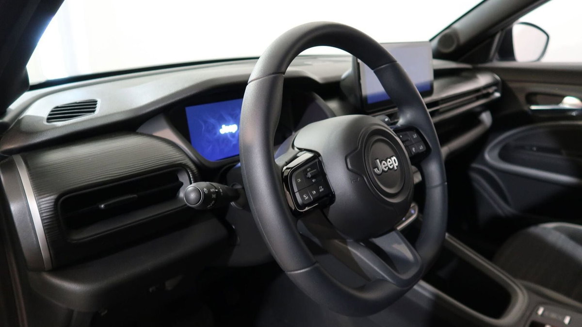 Jeep Avenger 1.2 turbo e-hybrid mhev Longitude fwd 110cv edct6 (4)