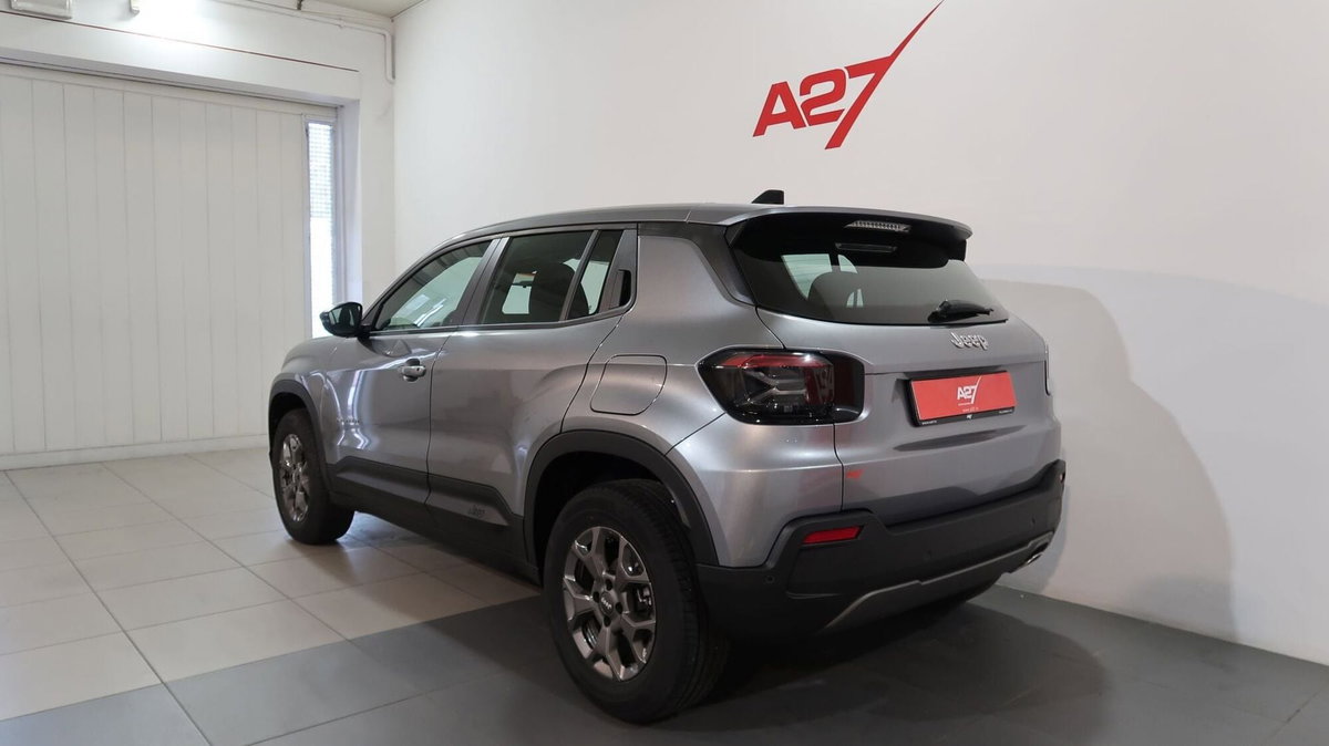Jeep Avenger 1.2 turbo e-hybrid mhev Longitude fwd 110cv edct6 (5)