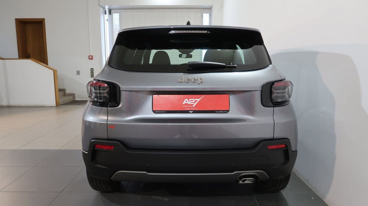Jeep Avenger 1.2 turbo e-hybrid mhev Longitude fwd 110cv edct6 (9)