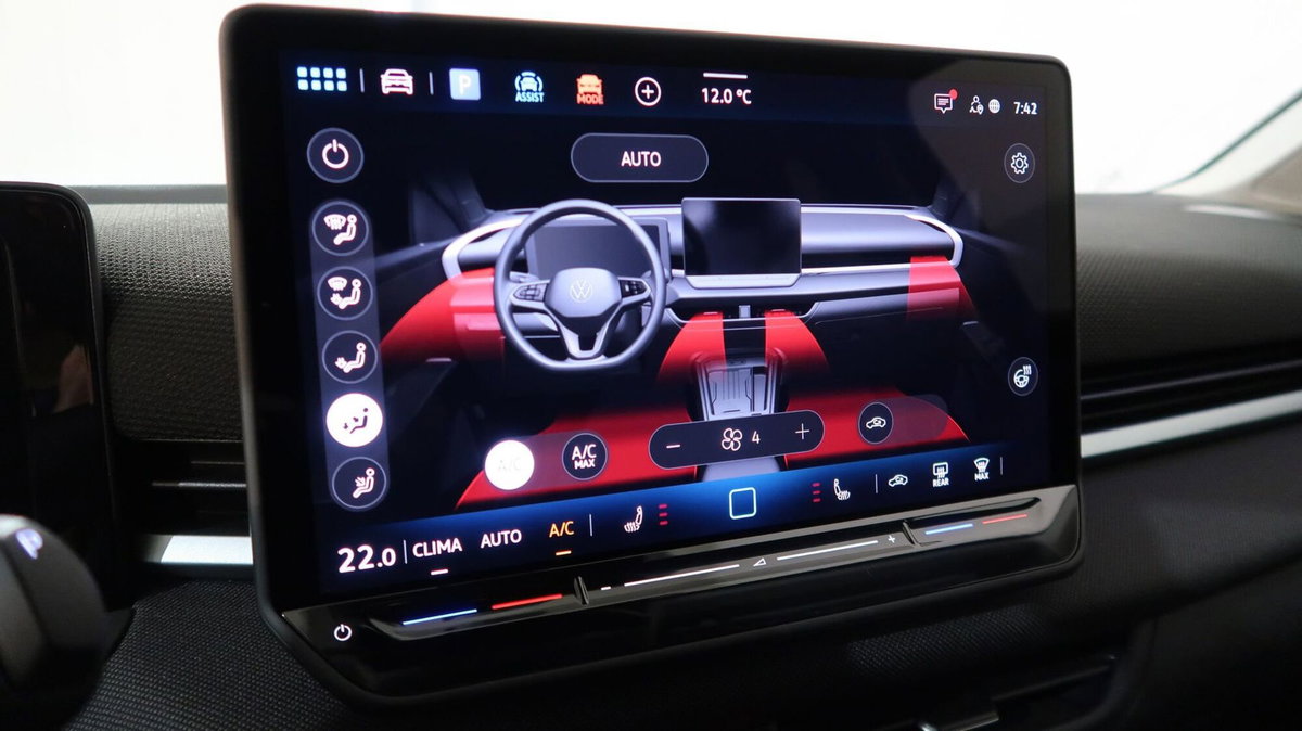 Volkswagen T-Roc 1.5 etsi Life 115cv dsg (11)