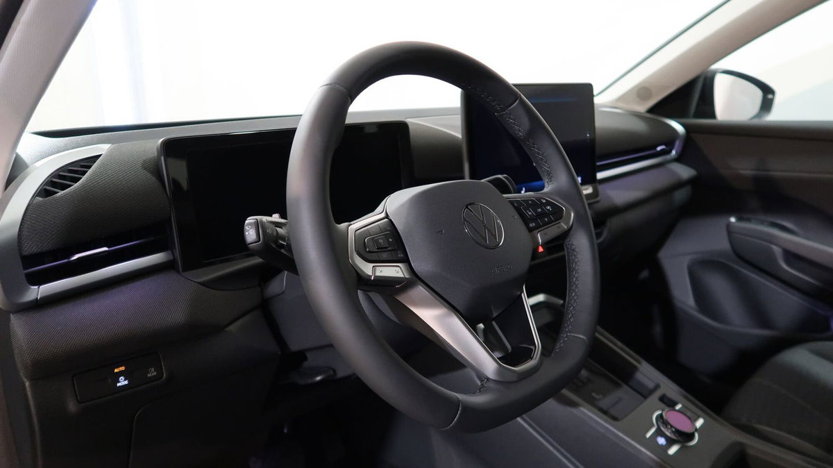 Volkswagen T-Roc 1.5 etsi Life 115cv dsg (19)