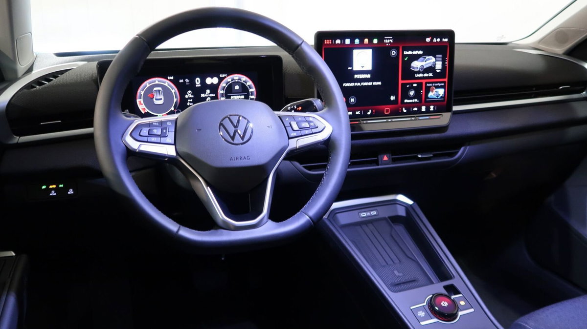 Volkswagen T-Roc 1.5 etsi Life 115cv dsg (4)