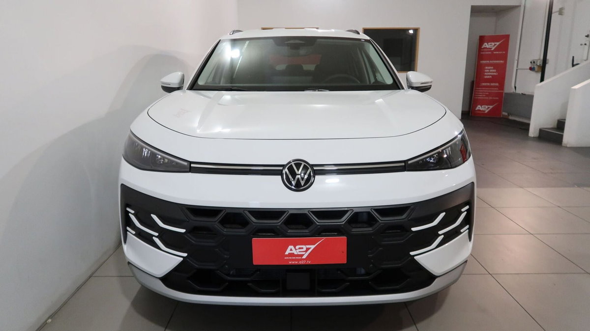 Volkswagen T-Roc 1.5 etsi Life 115cv dsg (7)