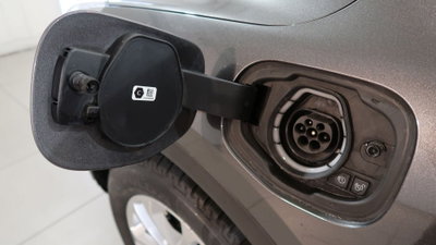 Ford Kuga 2.5 Plug In Hybrid 225 CV CVT 2WD Titanium (14)