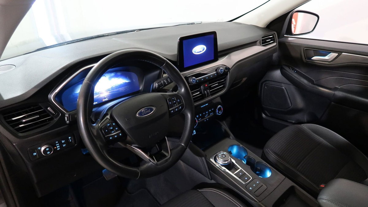 Ford Kuga 2.5 Plug In Hybrid 225 CV CVT 2WD Titanium (2)