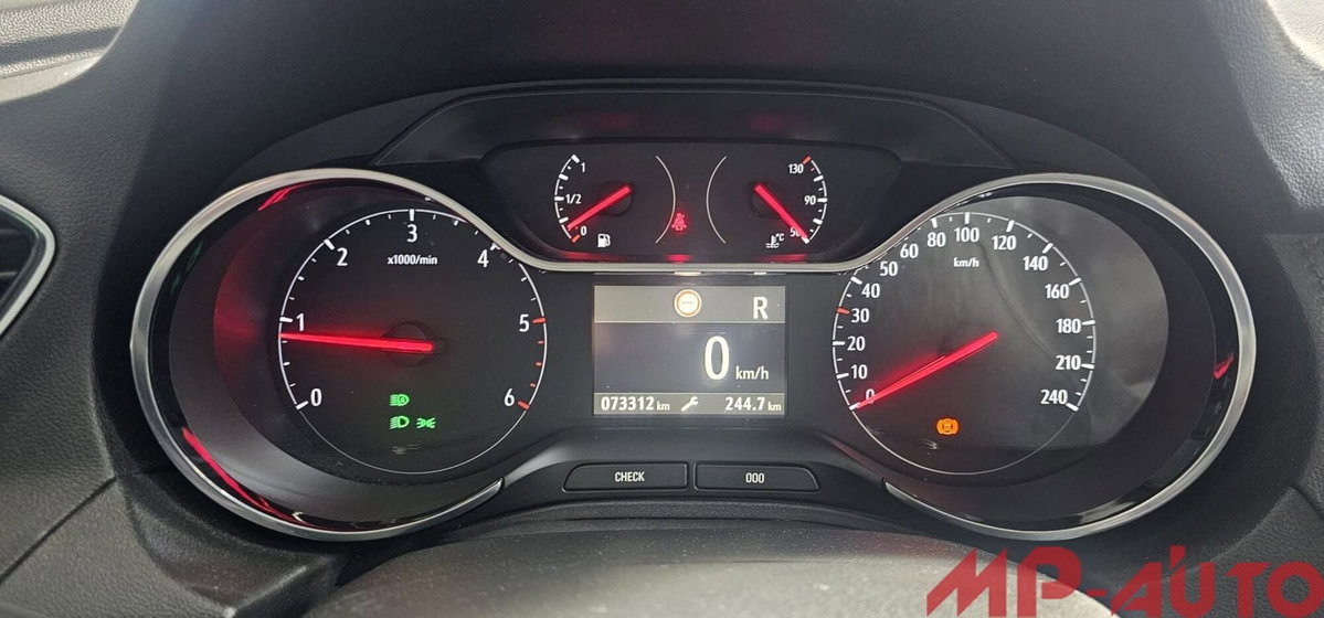 Opel Grandland X 1.5 diesel Ecotec Start&Stop Ultimate (10)