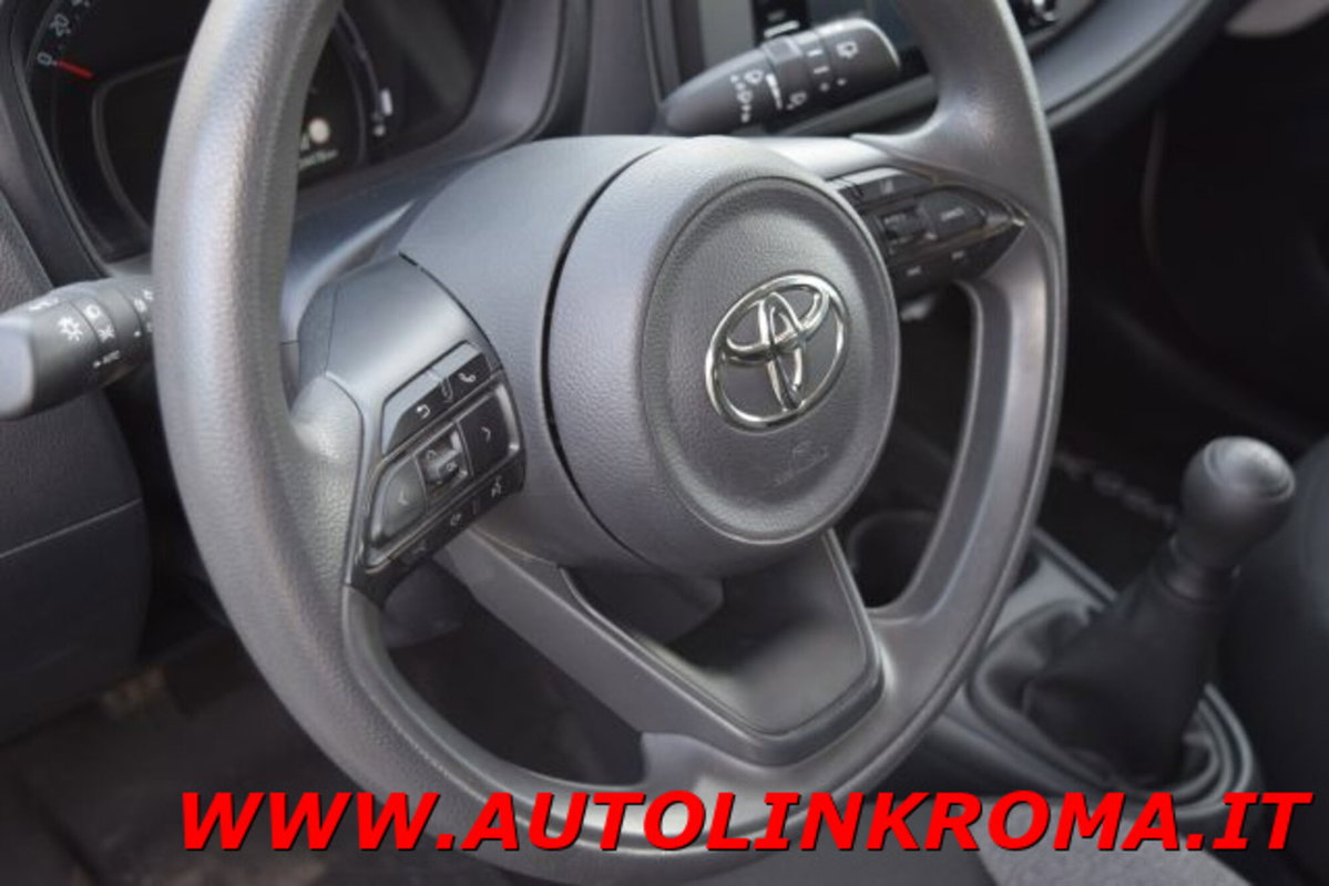 Toyota Aygo X 1.0 VVT-i 72 CV 5 porte Limited Air (10)