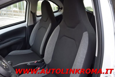 Toyota Aygo X 1.0 VVT-i 72 CV 5 porte Limited Air (11)