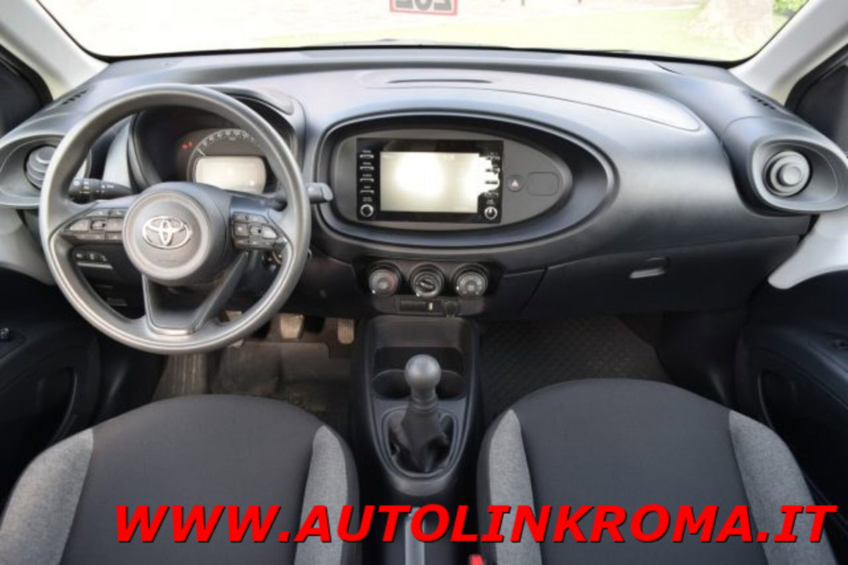 Toyota Aygo X 1.0 VVT-i 72 CV 5 porte Limited Air (3)