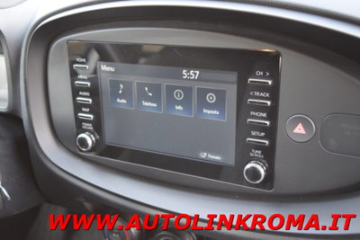 Toyota Aygo X 1.0 VVT-i 72 CV 5 porte Limited Air (9)