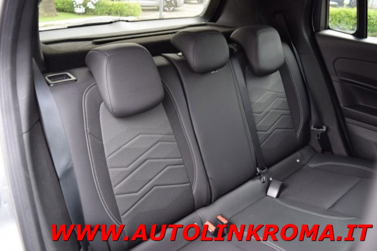 Jeep Avenger 1.2 turbo Summit fwd 100cv (7)