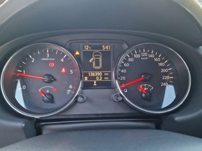 Nissan Qashqai 1.5 dCi DPF Acenta (11)