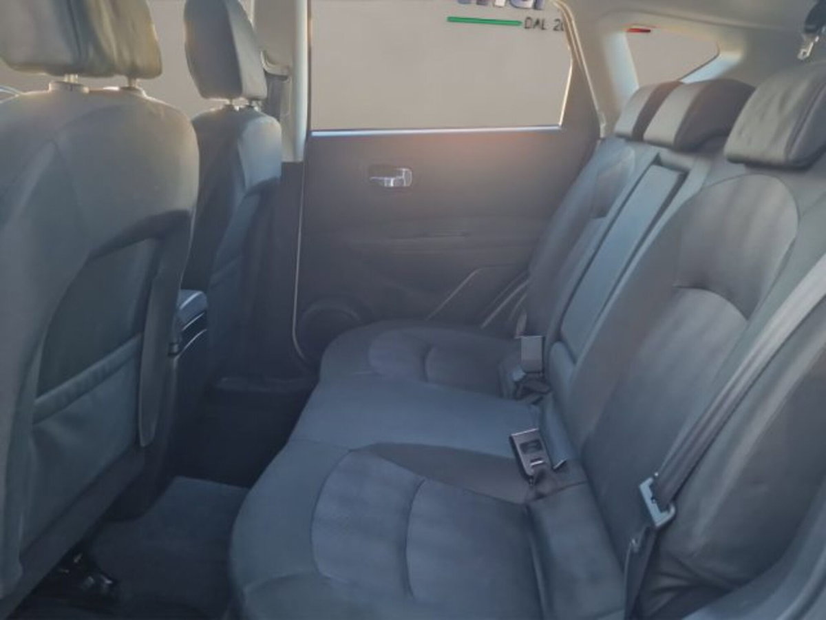 Nissan Qashqai 1.5 dCi DPF Acenta (13)