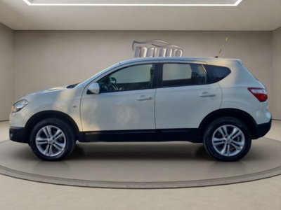 Nissan Qashqai 1.5 dCi DPF Acenta (2)