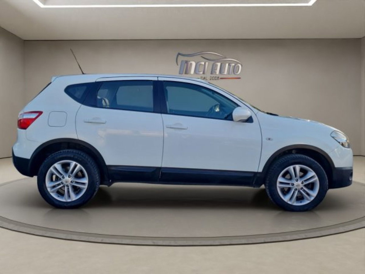 Nissan Qashqai 1.5 dCi DPF Acenta (6)
