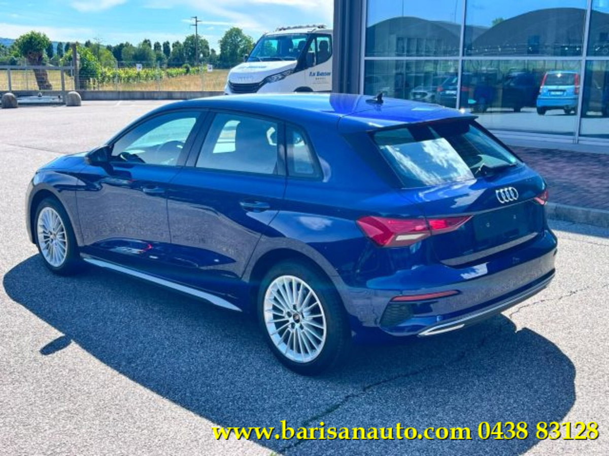 Audi A3 Sportback 35 TFSI Business Advanced (4)