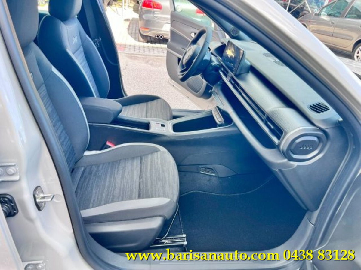 Jeep Avenger 1.2 turbo Longitude fwd 100cv (7)