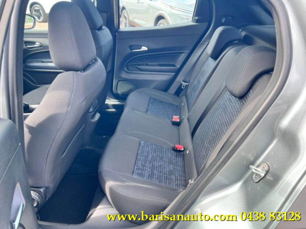 Alfa Romeo Junior elettrica Ti 156cv (7)