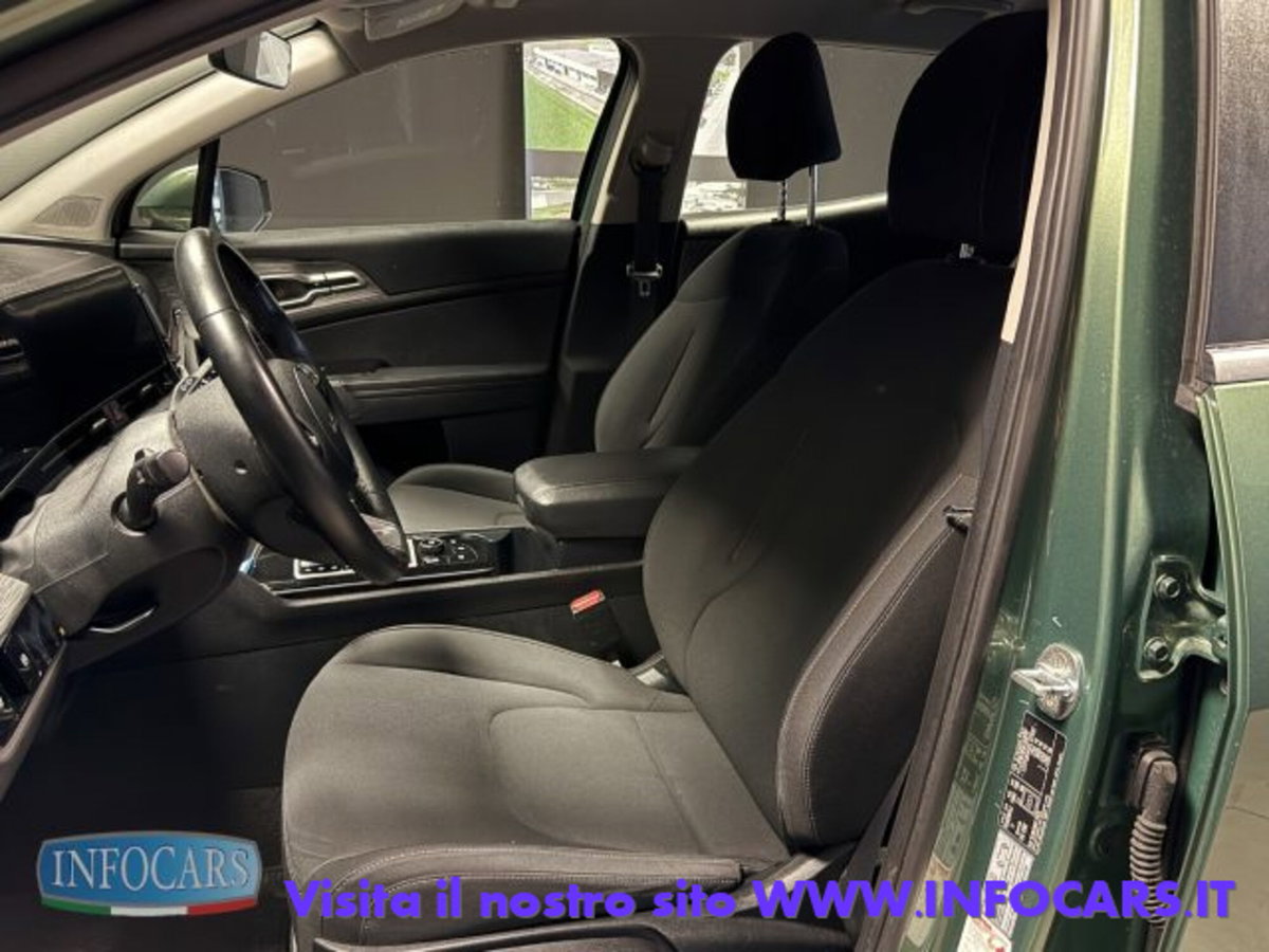 Kia Sportage 1.6 crdi mhev Business dct (5)