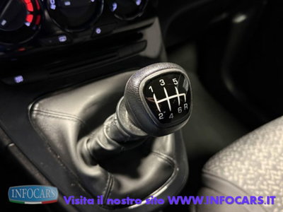 Lancia Ypsilon 1.0 FireFly 5 porte S&S Hybrid Silver Plus (17)