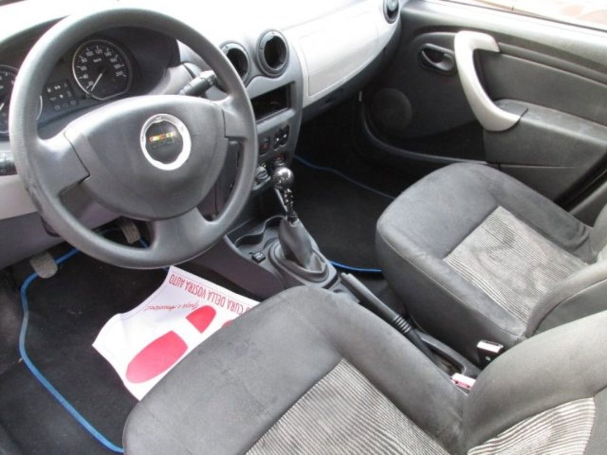 Dacia Sandero 1.4 8V GPL (10)