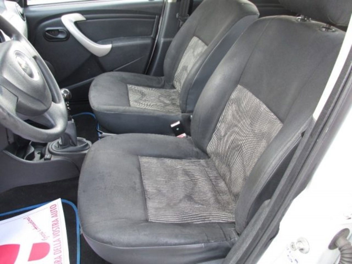 Dacia Sandero 1.4 8V GPL (11)