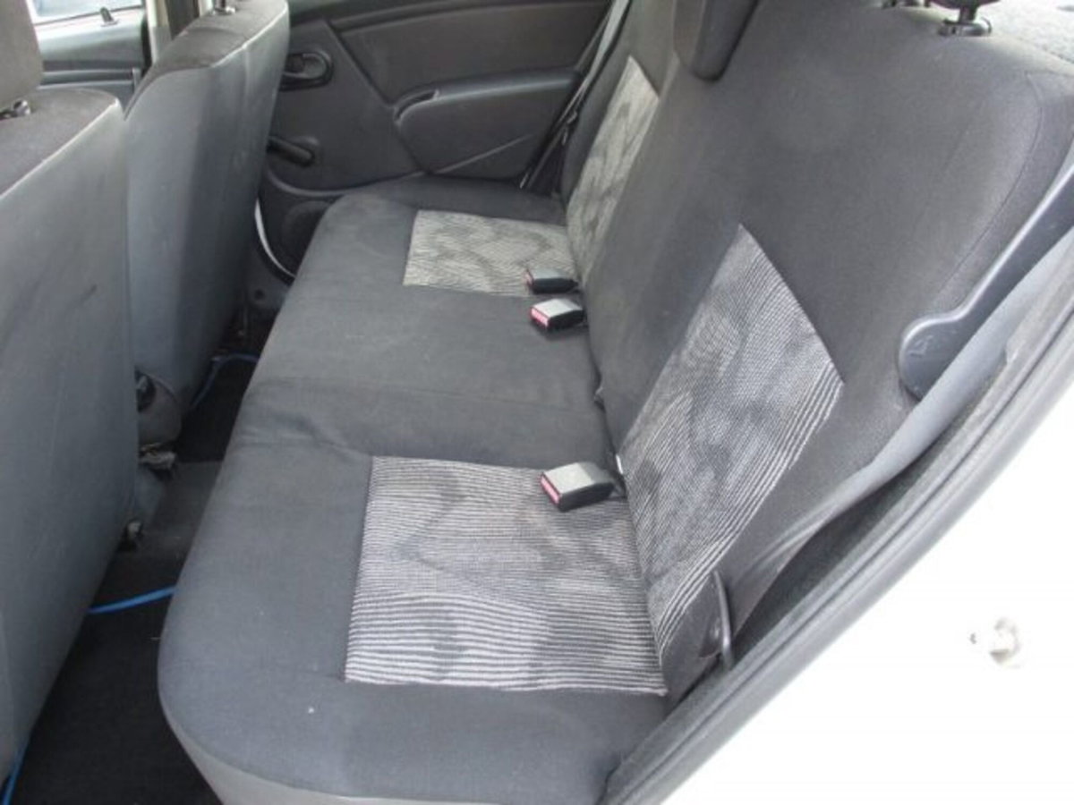 Dacia Sandero 1.4 8V GPL (12)