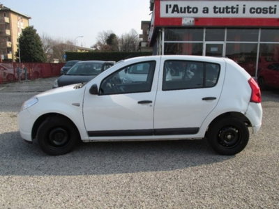 Dacia Sandero 1.4 8V GPL (2)