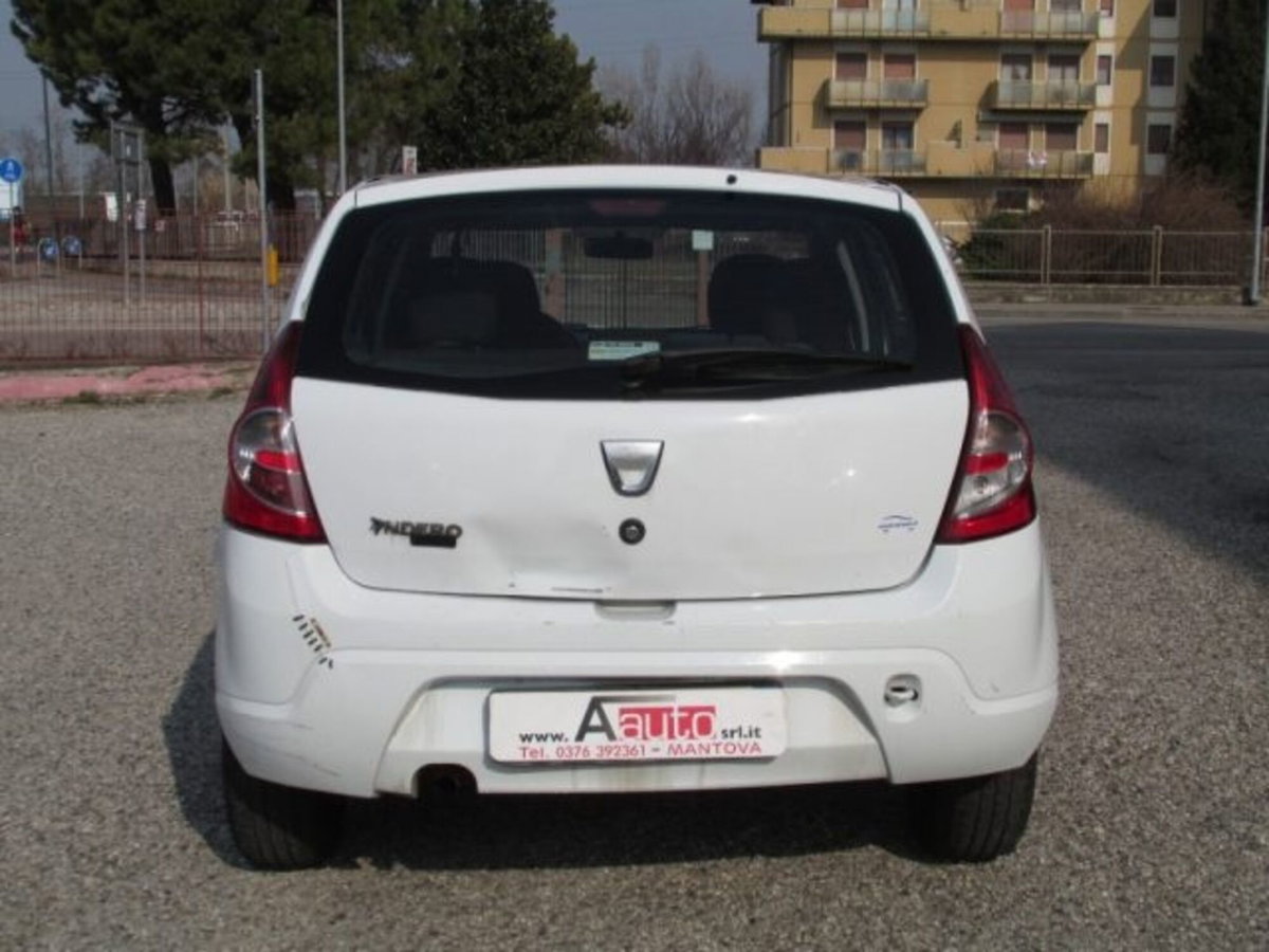 Dacia Sandero 1.4 8V GPL (4)