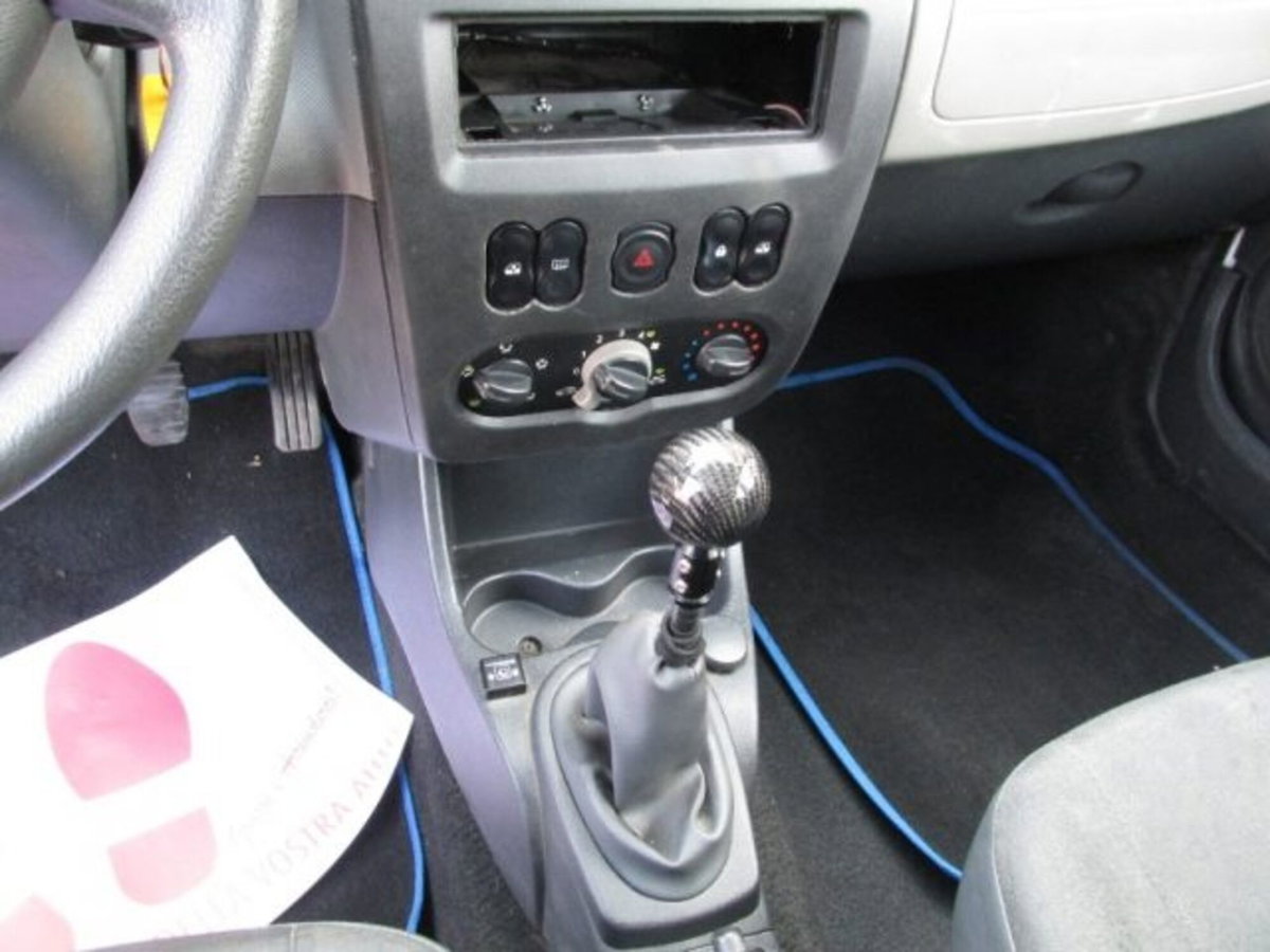 Dacia Sandero 1.4 8V GPL (7)