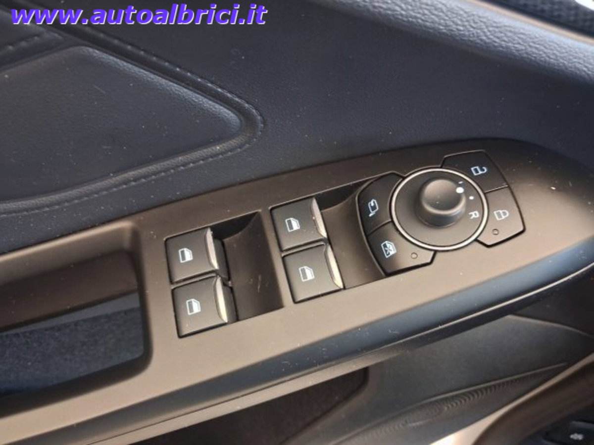 Ford Focus 1.0 EcoBoost Hybrid 125 CV Power. 5p. ST-Line Style (14)