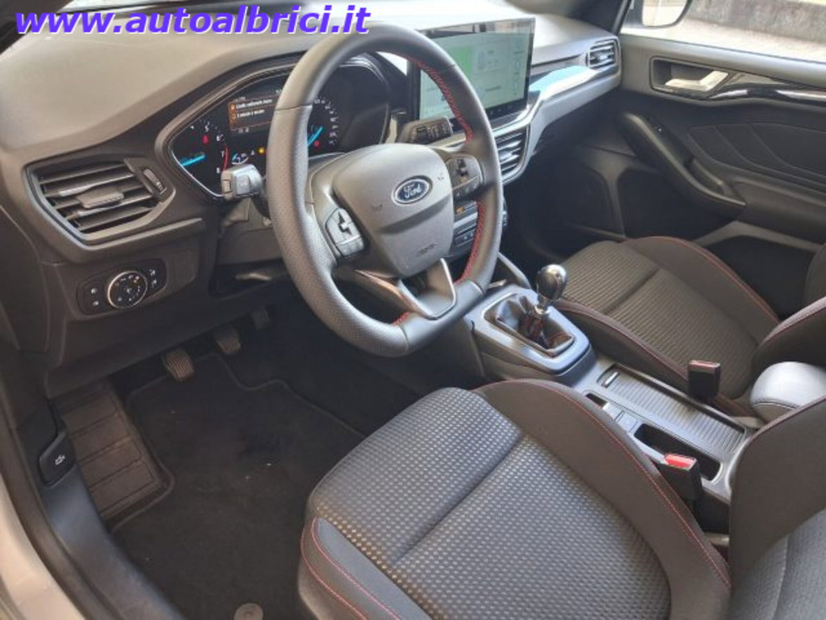 Ford Focus 1.0 EcoBoost Hybrid 125 CV Power. 5p. ST-Line Style (15)