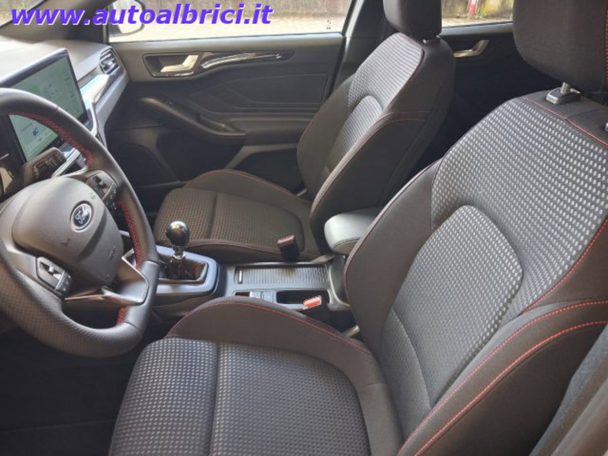 Ford Focus 1.0 EcoBoost Hybrid 125 CV Power. 5p. ST-Line Style (16)