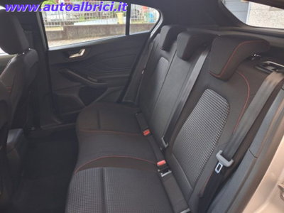 Ford Focus 1.0 EcoBoost Hybrid 125 CV Power. 5p. ST-Line Design (18)