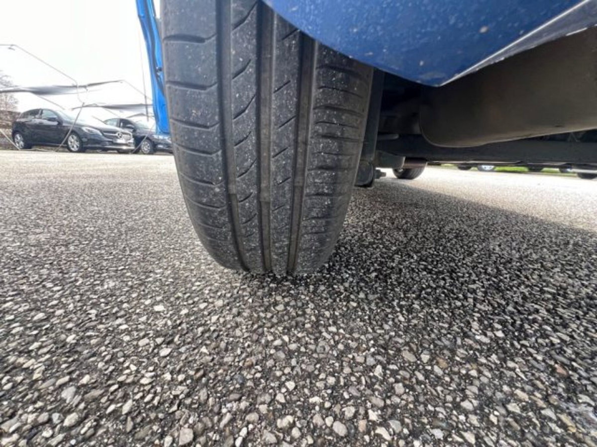 Opel Karl 1.0 75 CV N-Joy (9)