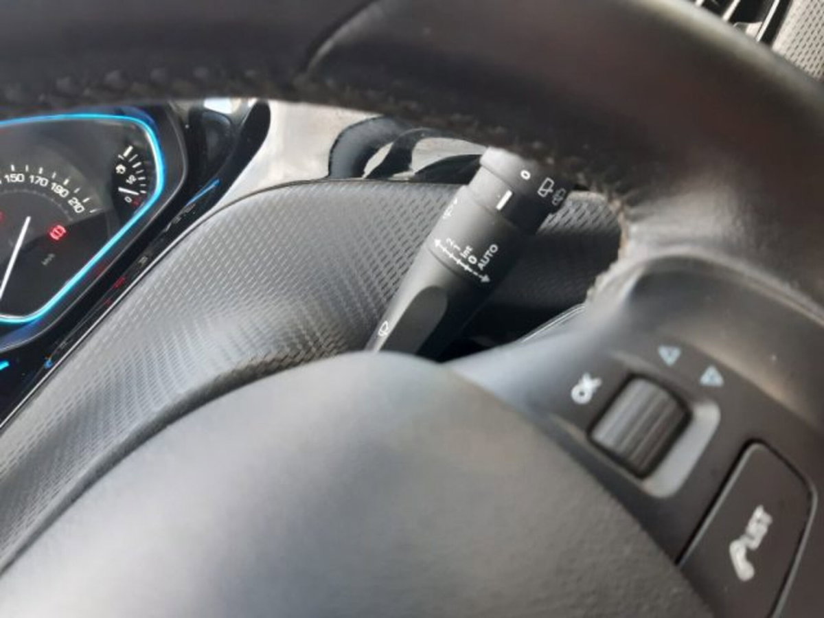Peugeot 2008 82 Allure (12)