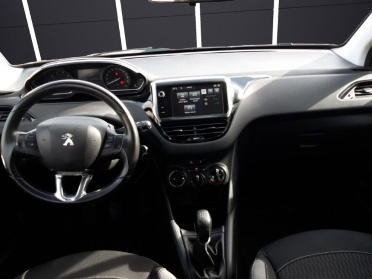 Peugeot 208 82 5 porte Allure (14)