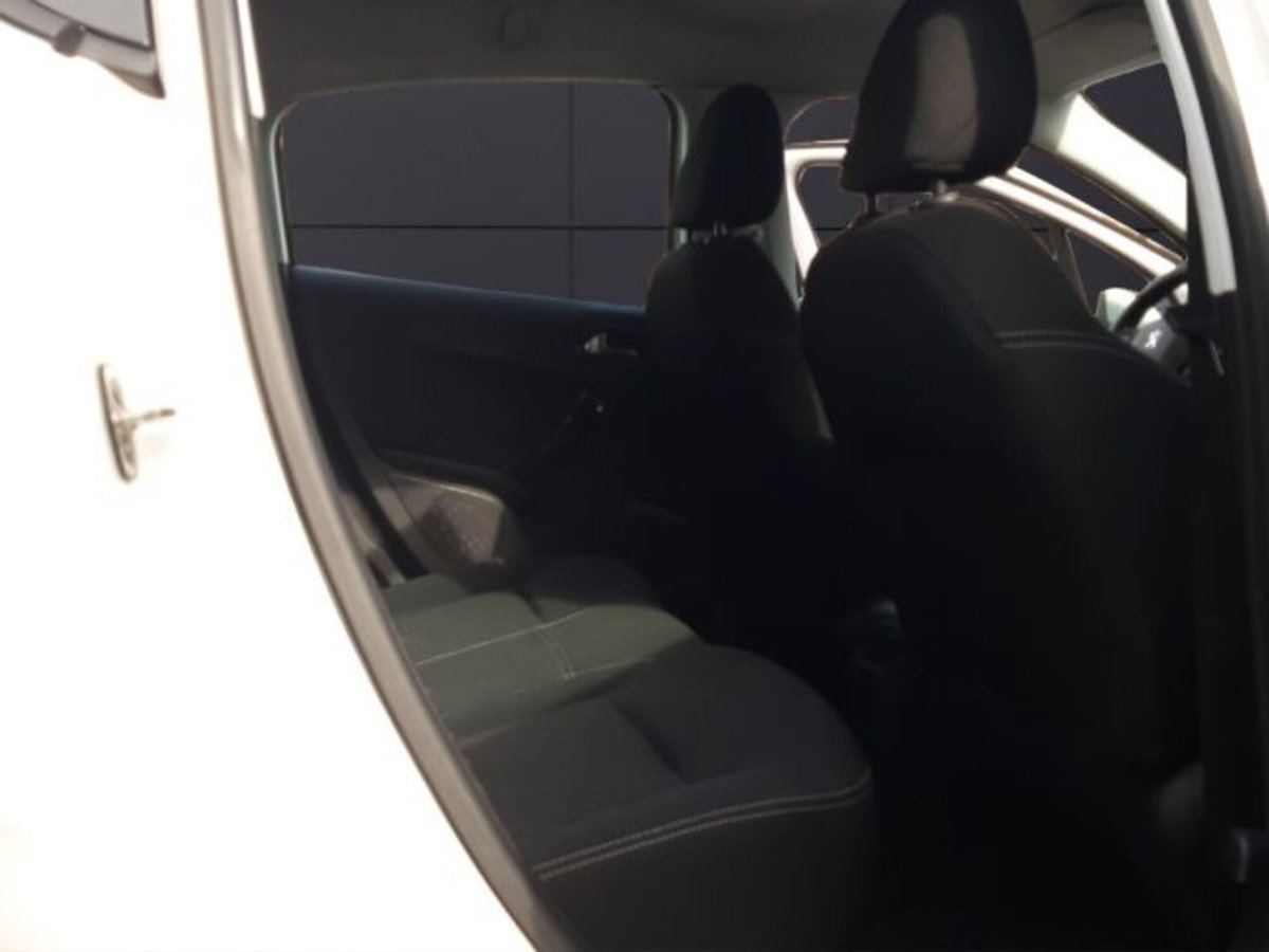 Peugeot 208 82 5 porte Allure (20)