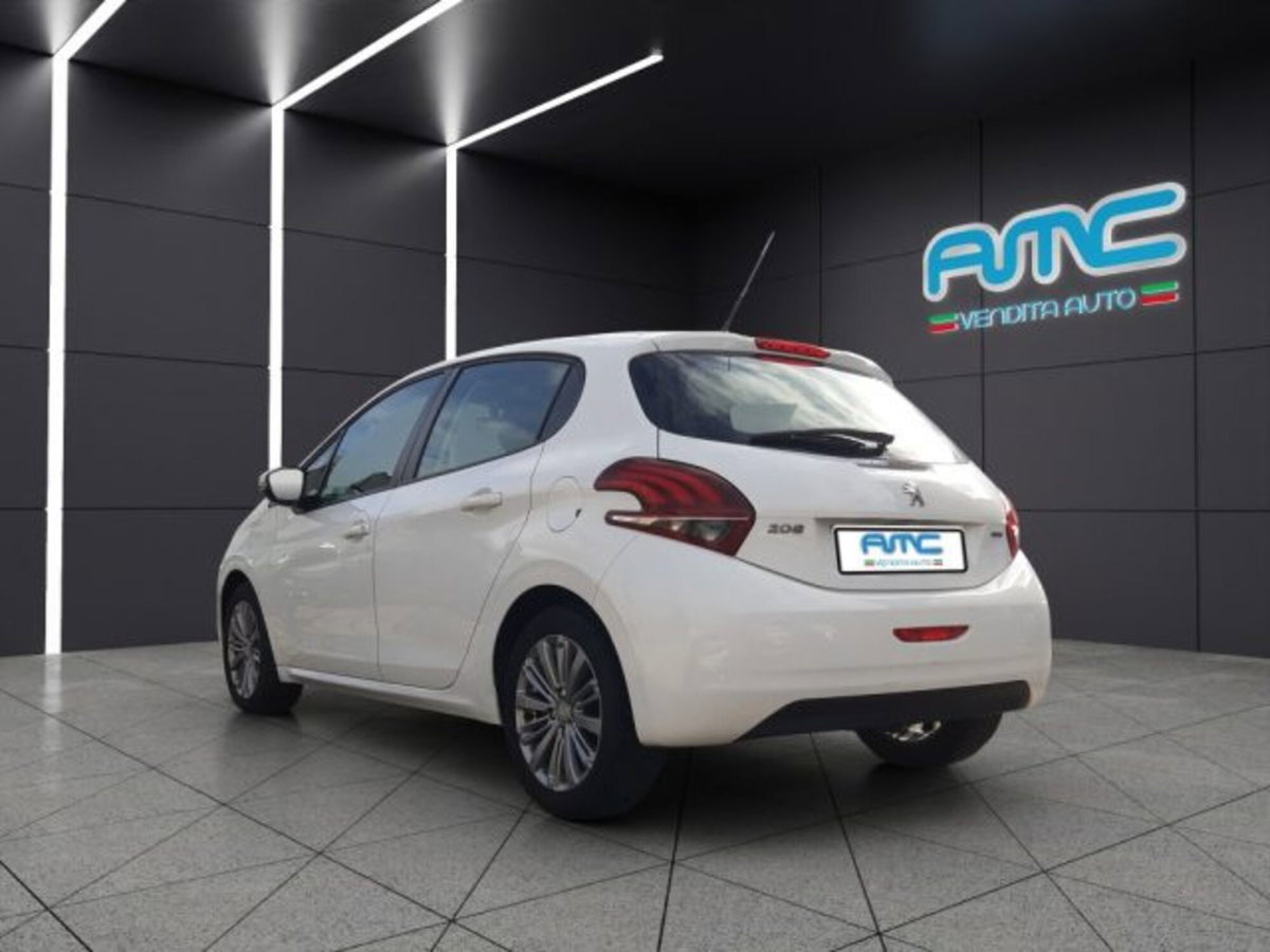 Peugeot 208 82 5 porte Allure (4)