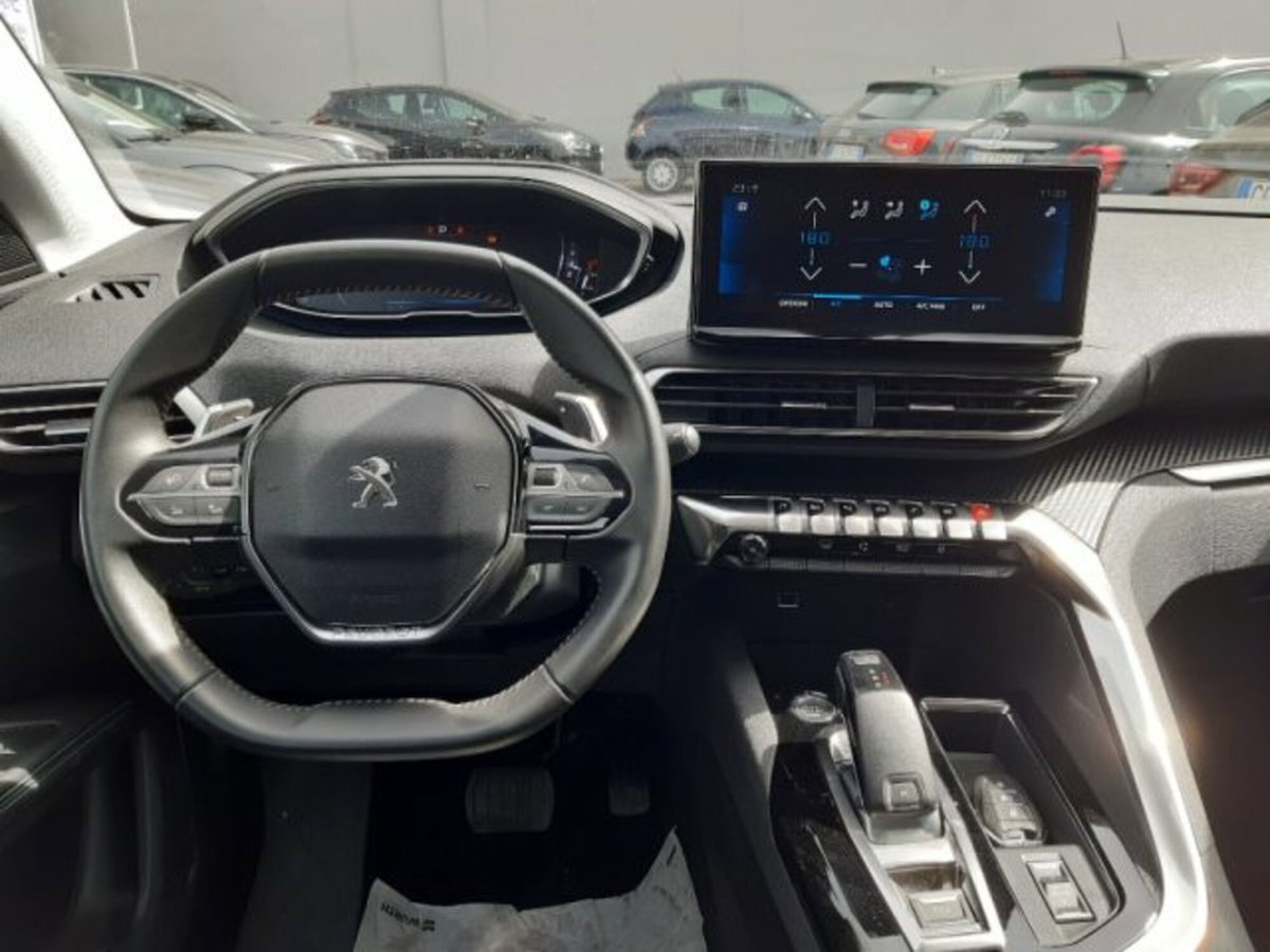 Peugeot 3008 BlueHDi 130 S&S EAT8 GT (6)