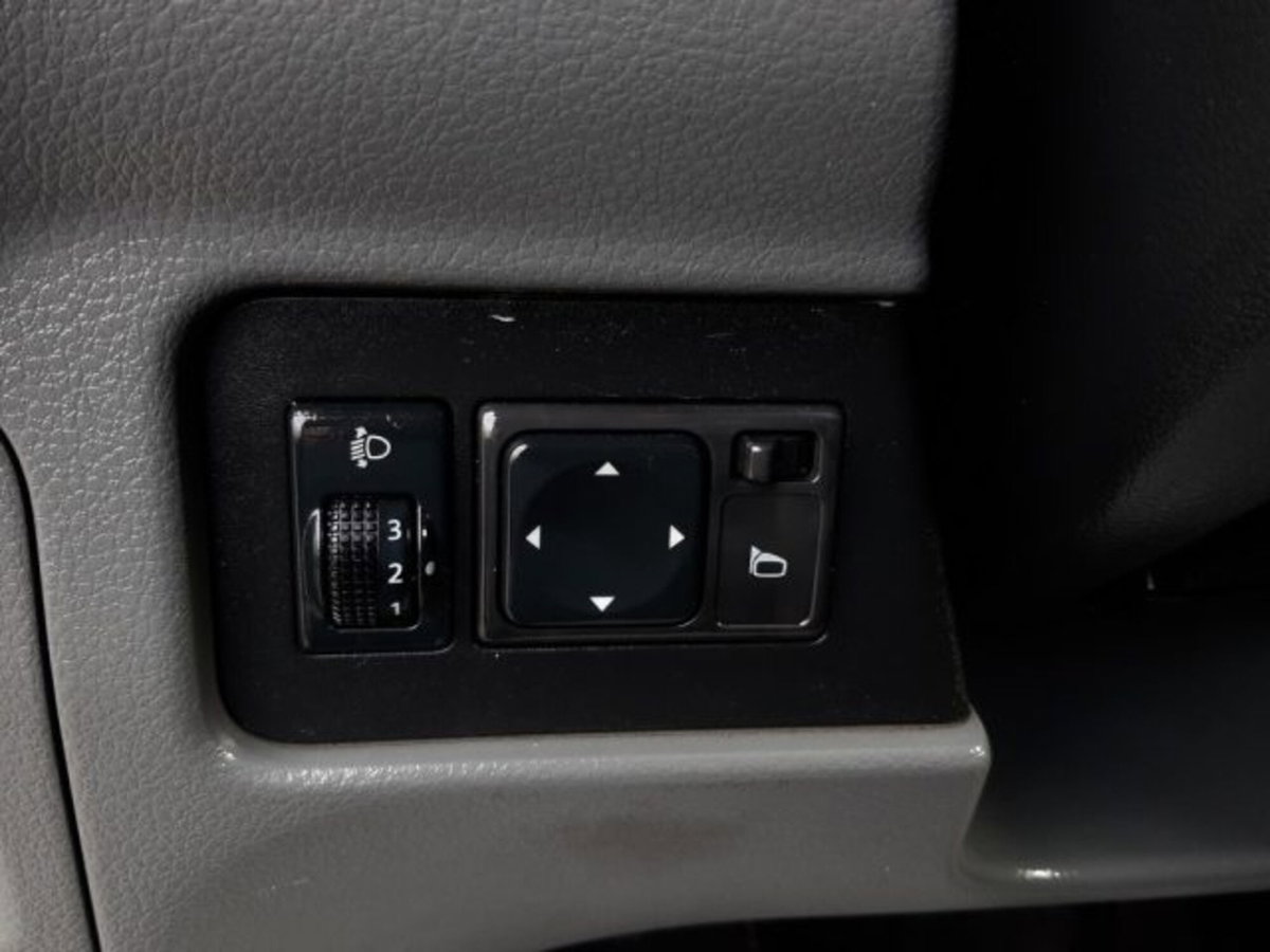 Nissan NV200 1.5 dCi 86CV Combi Efficient (16)