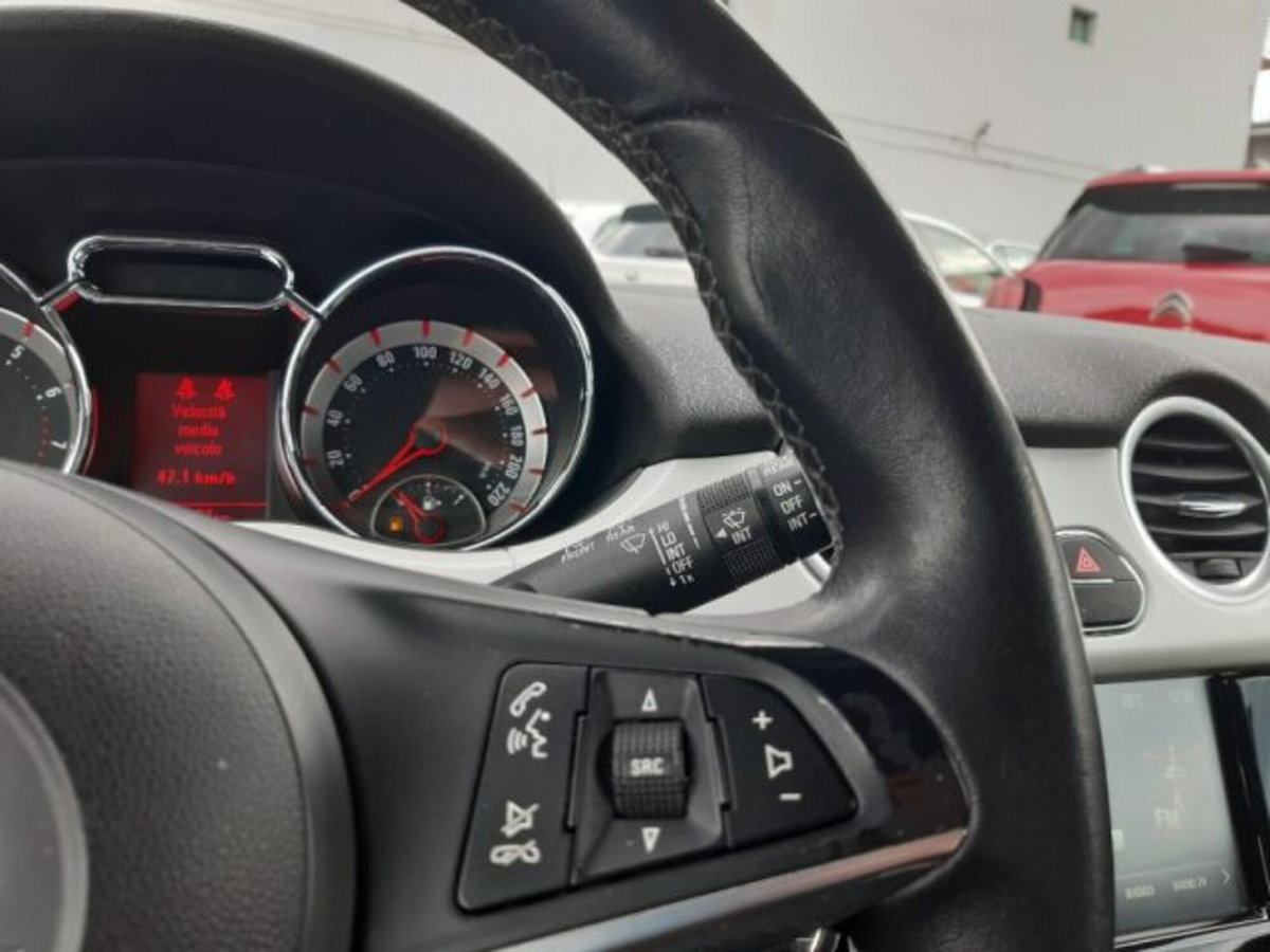 Opel Adam 1.4 87 CV GPL Tech Air (11)