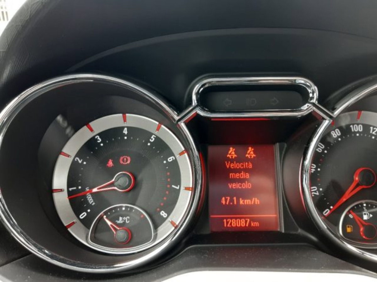 Opel Adam 1.4 87 CV GPL Tech Air (7)