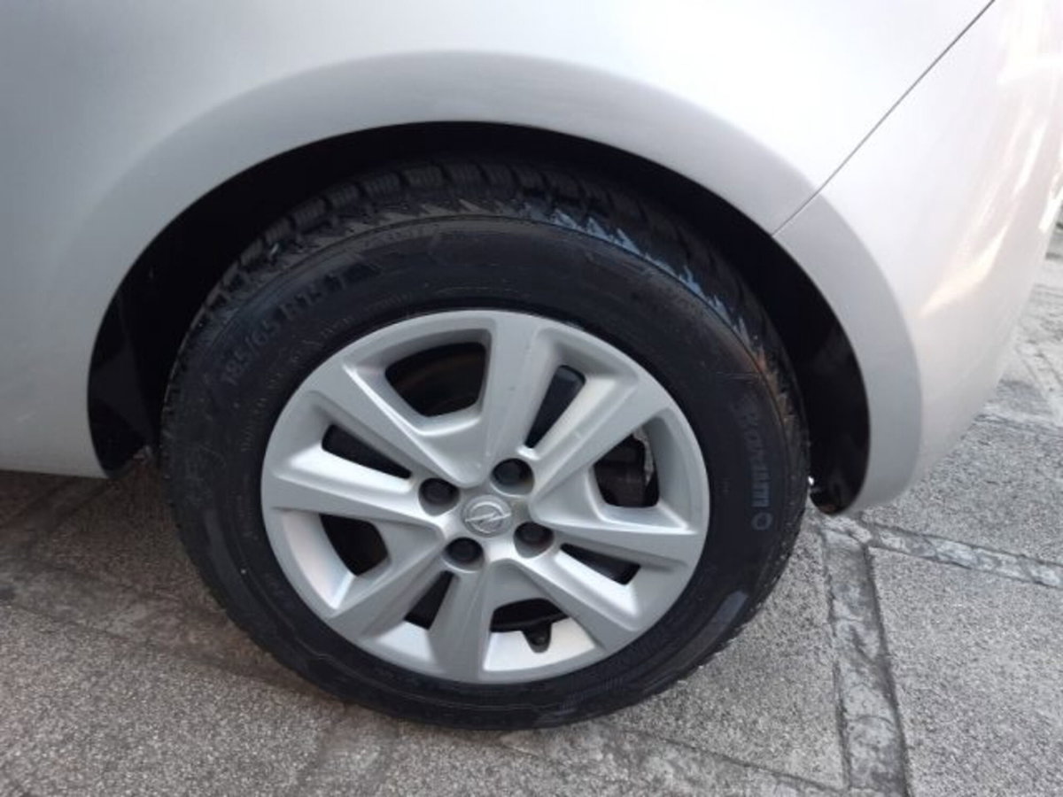Opel Corsa Coupé 1.3 CDTI ecoFLE95CV Start&Stop Cosmo (15)