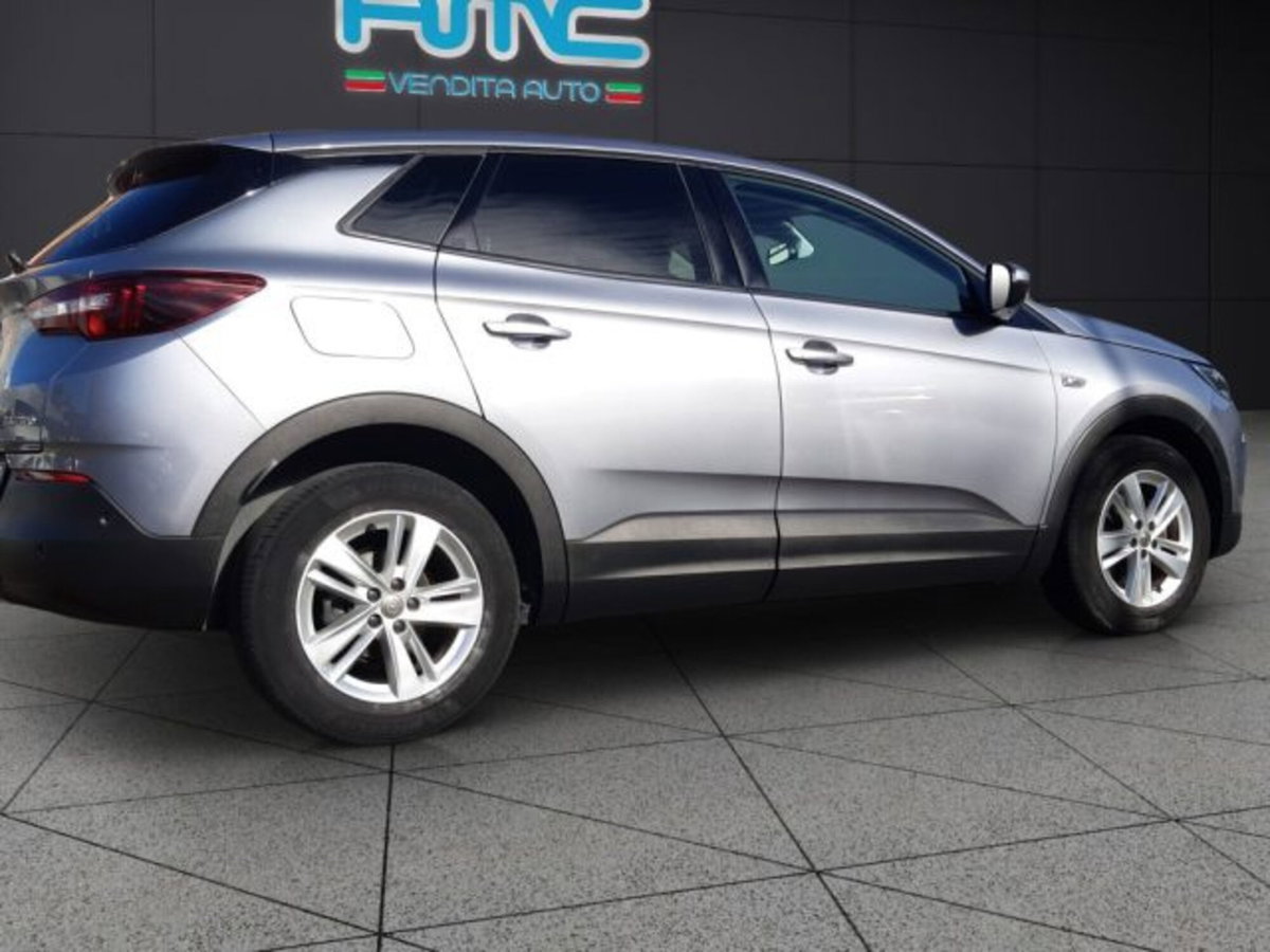 Opel Grandland X 1.5 diesel Ecotec Start&Stop Ultimate (7)