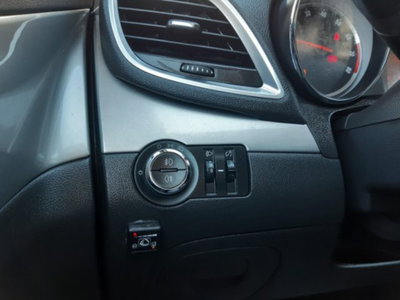 Opel Mokka 1.6 Ecotec 115CV 4x2 Start&Stop Ultimate (16)