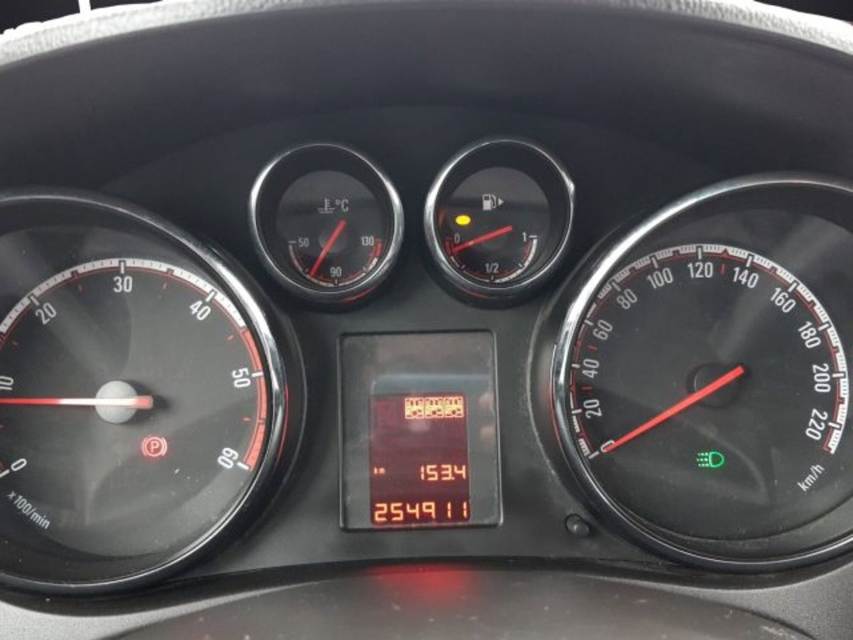 Opel Meriva 1.7 CDTI 110CV Cosmo (10)
