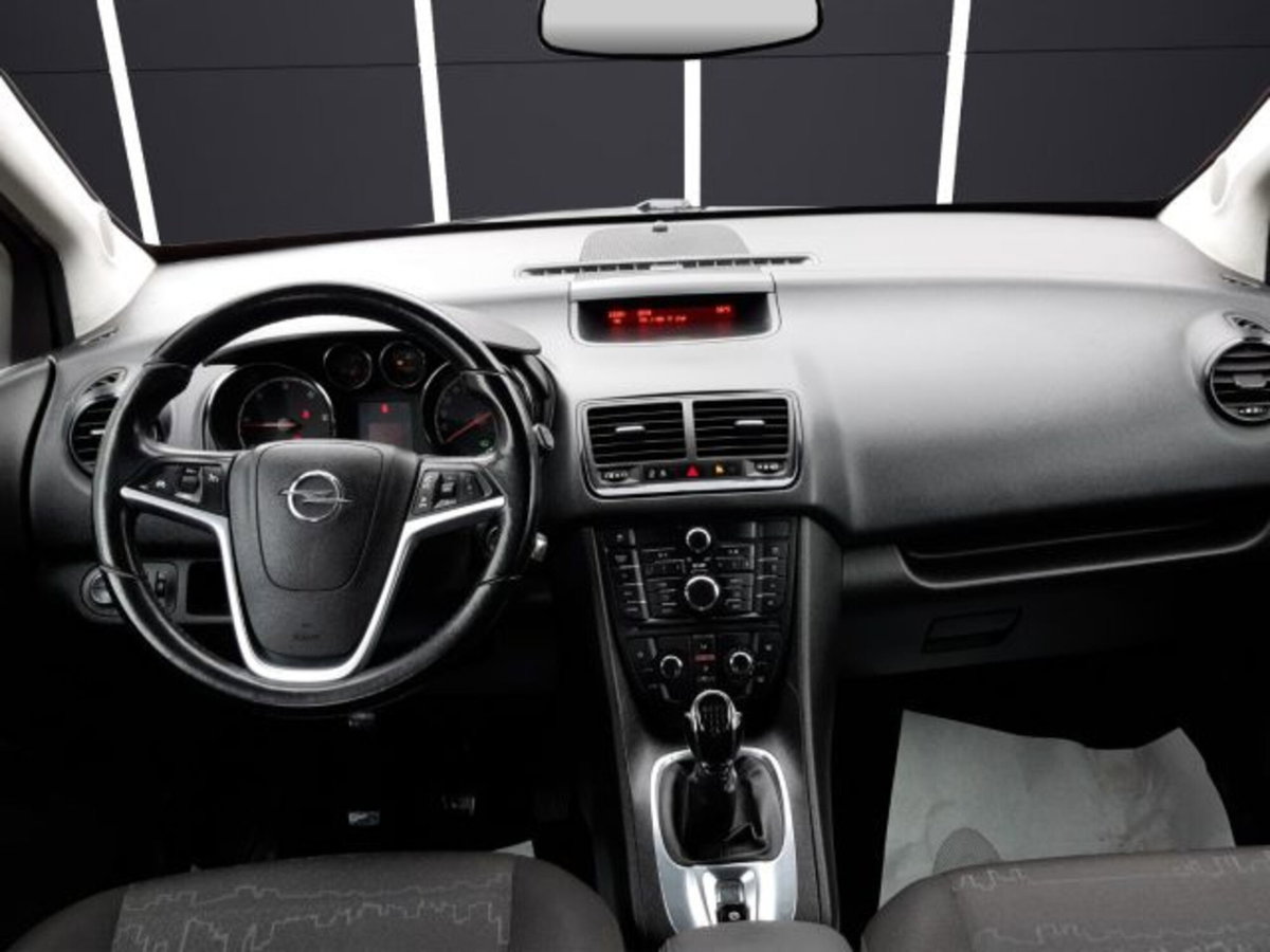 Opel Meriva 1.7 CDTI 110CV Cosmo (14)