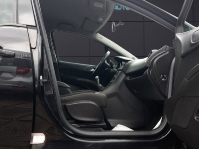 Opel Meriva 1.7 CDTI 110CV Cosmo (17)