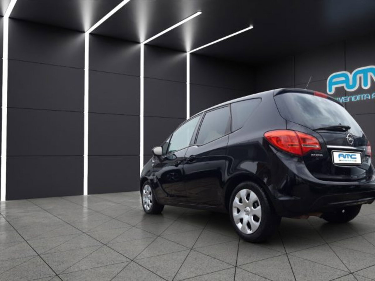 Opel Meriva 1.7 CDTI 110CV Cosmo (4)